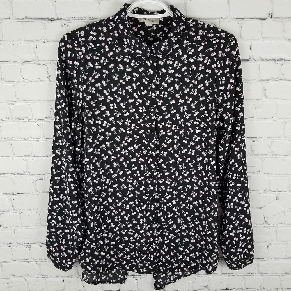SMART SET | long sleeve button up cherry blouse